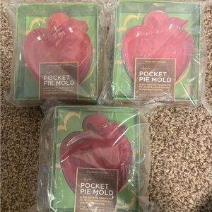 Williams Sonoma Red Apple Pie Molds